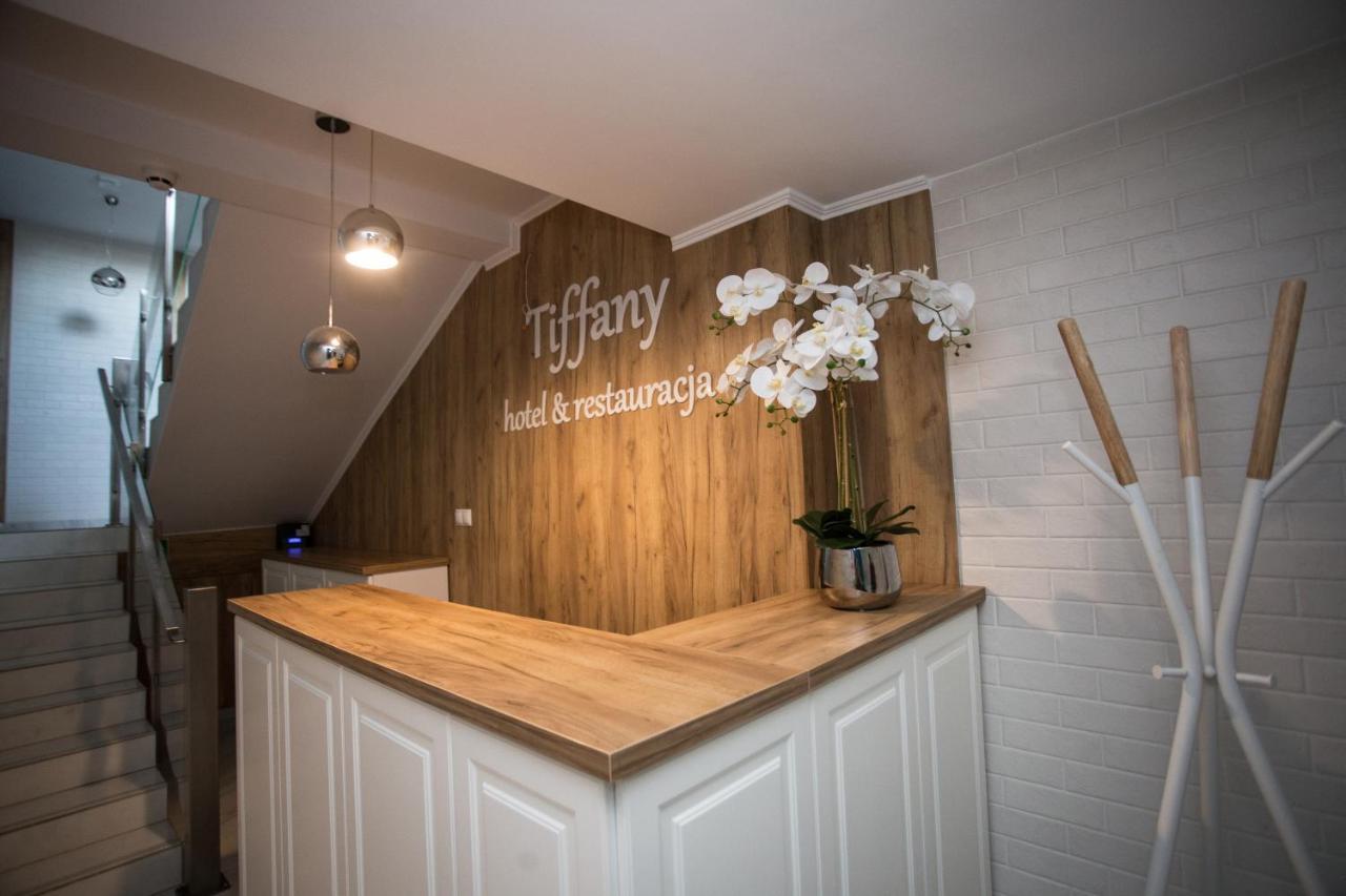 Hotel Tiffany Нове-Място-Любавске Экстерьер фото